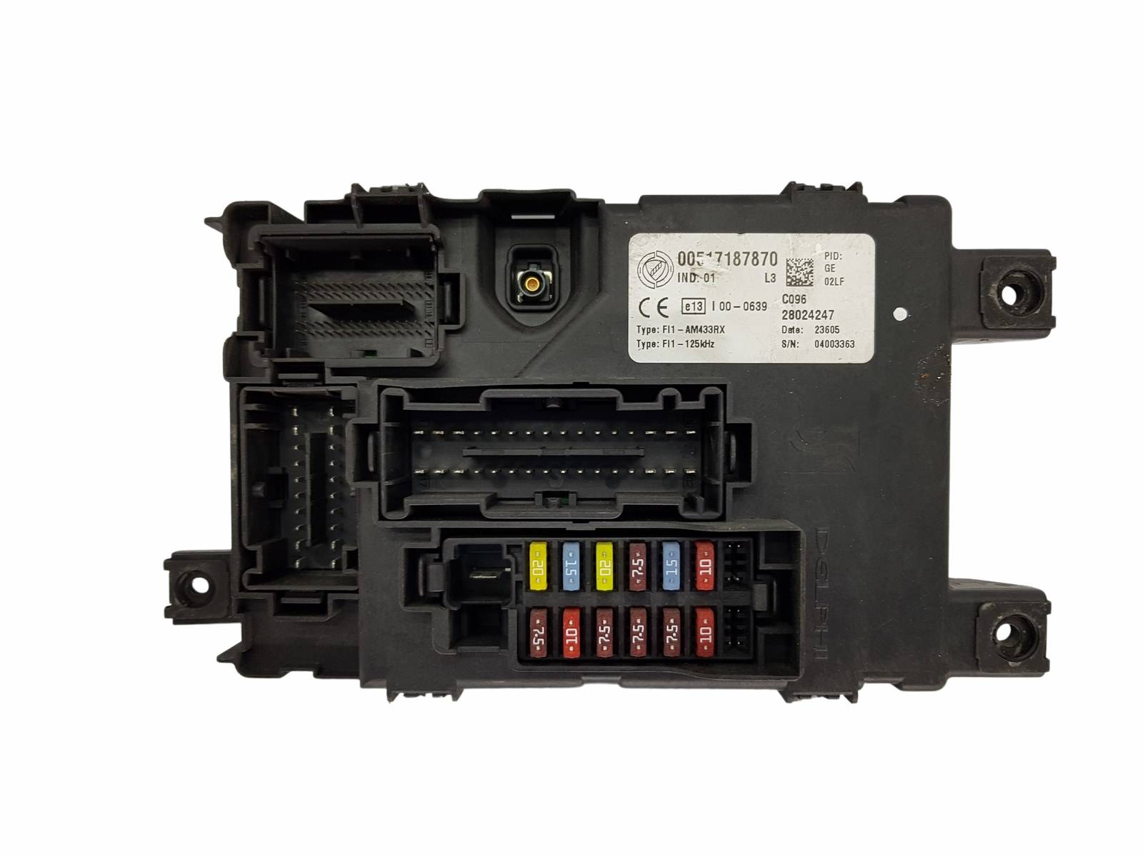 https://www.toutpour-auto.com/wp-content/uploads/A0001/auto-3/eurofrance24-2/PEUCA117-DH19926EBY.jpg