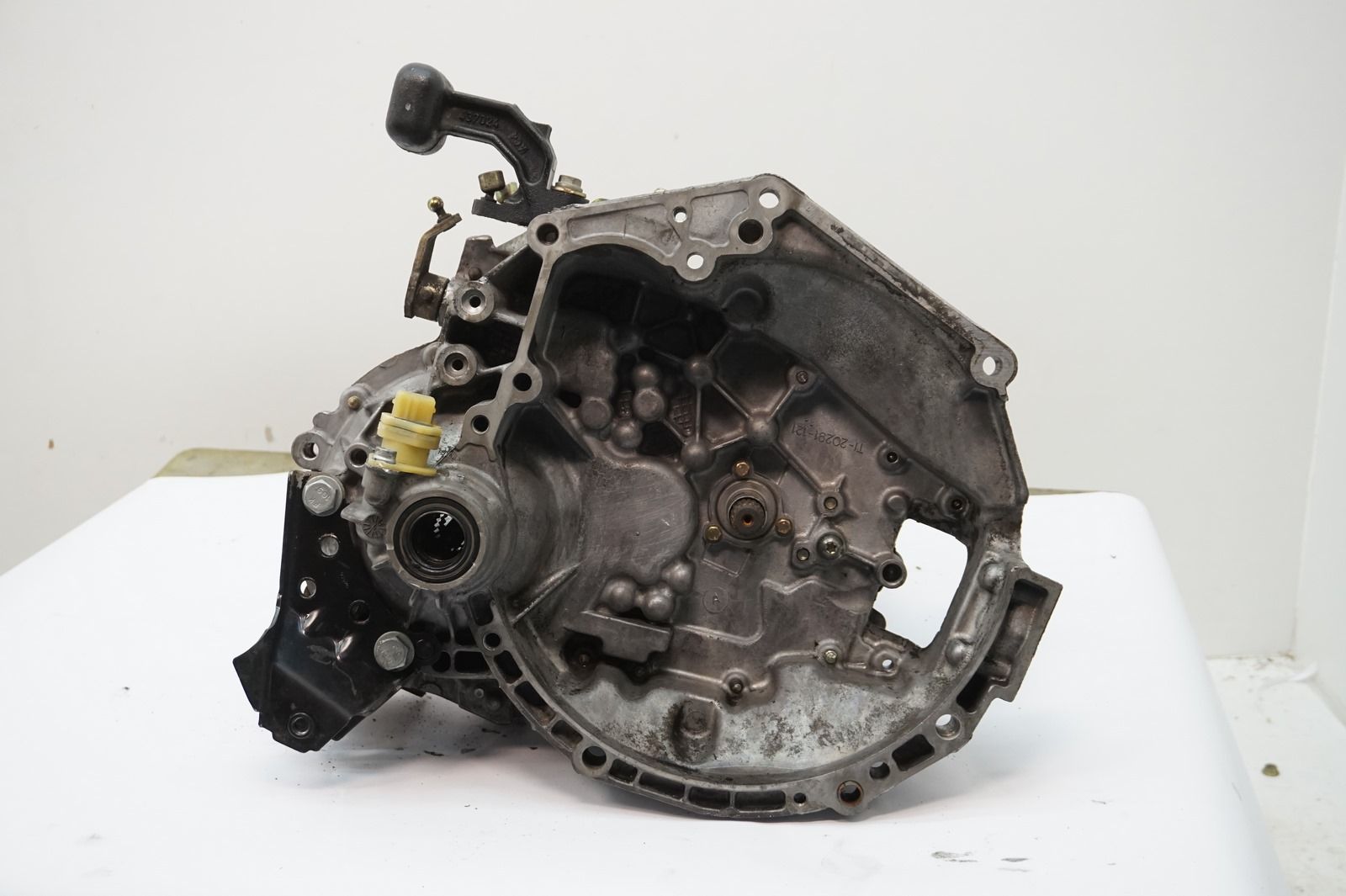 https://www.toutpour-auto.com/wp-content/uploads/A0001/auto-3/eurofrance24-2/PEUCA120-MK1006EBY.jpg
