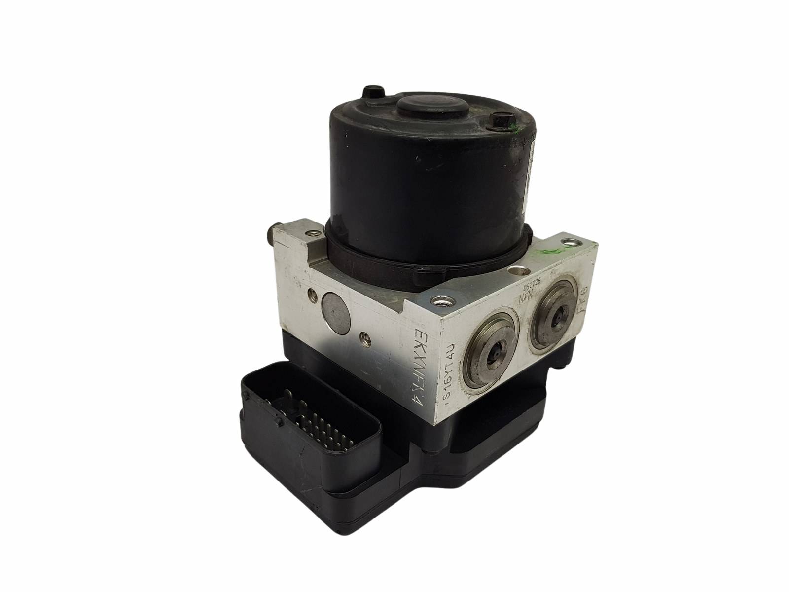 https://www.toutpour-auto.com/wp-content/uploads/A0001/auto-3/eurofrance24-2/PEUCA265-JM4794EBY.jpg