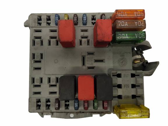 https://www.toutpour-auto.com/wp-content/uploads/A0001/auto-3/eurofrance24-2/PEUCA47-PK20046EBY.jpg