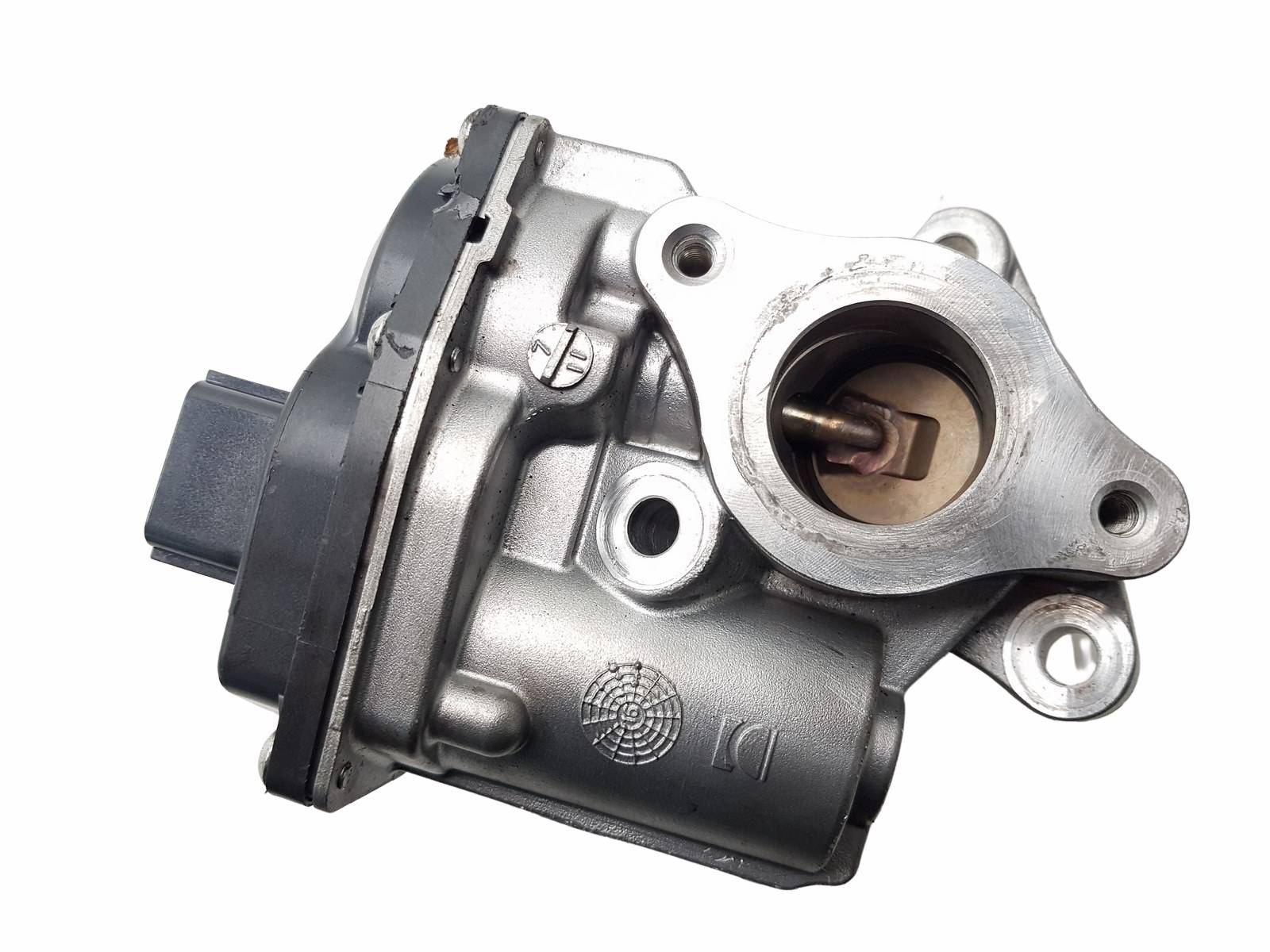 https://www.toutpour-auto.com/wp-content/uploads/A0001/auto-3/eurofrance24-2/PEUJJ13827EBY.jpg